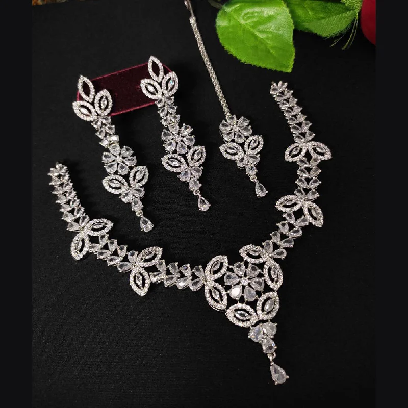 ladies diamond pendant necklaces-Aamrapali Silver Plated AD Necklace Set