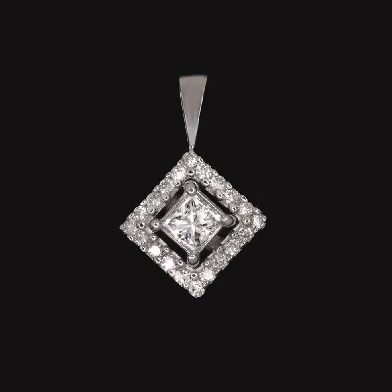 ladies layered necklaces-PRINCESS CUT DIAMOND HALO PENDANT NATURAL 14k WHITE GOLD SQUARE SHAPE NECKLACE