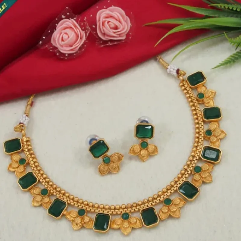 ladies vintage gold necklaces-Lucentarts Jewellery Gold Plated Crystal Stone Necklace Set