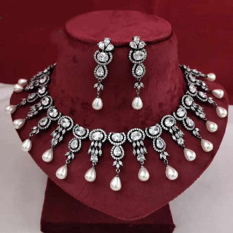 ladies luxury fashion necklaces-Lucentarts Jewellery Black Polish AD Necklace Set