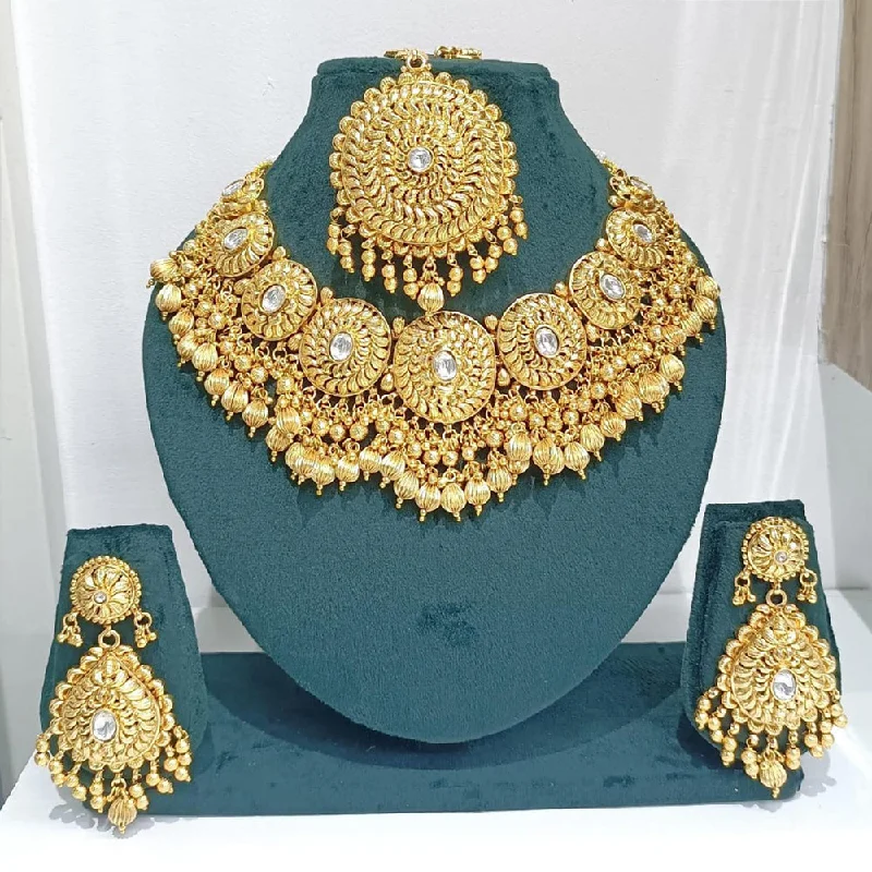 ladies casual necklaces-Kavita Art Gold Plated Kundan Stone And Pearls Necklace Set