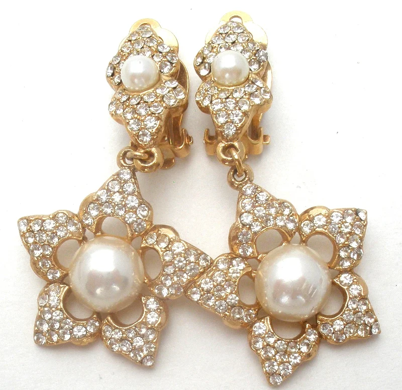 ladies trendy earrings-Vintage Rhinestone & Pearl Star Earrings